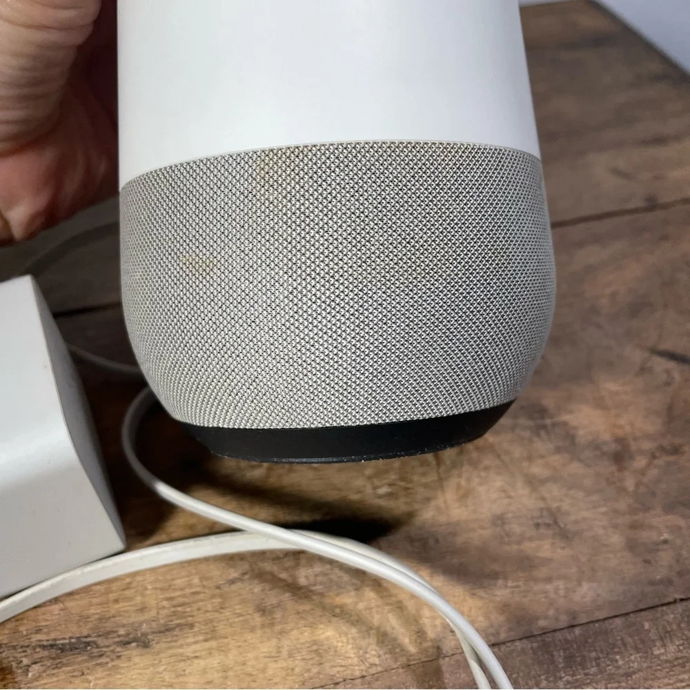 Google Home - Smart Home Speaker Google Assistant & charger
